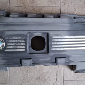 Tapa motor de Bmw serie 3 E90  E92 E93