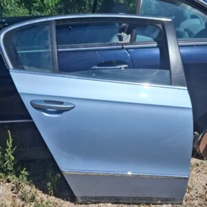 Puerta trasera derecha de Volkswagen Passat berlina  2.0 tdi