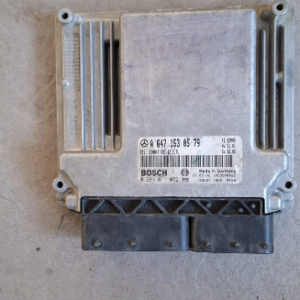 Centralita motor de Mercedes W211 E270  2.7. cdi