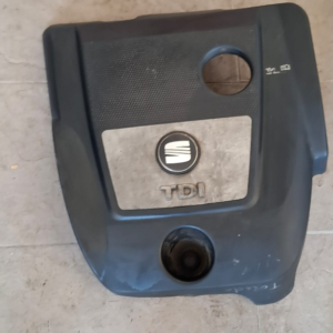 Tapa motor de Seat Leon FR motor ARL 1.9  tdi 150 cv