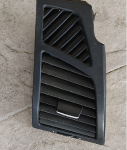 Rejilla aireadora derecha de Bmw 118d