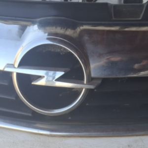 Calandra Opel Zafira B