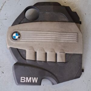 Tapa motor Bmw serie 1
