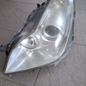 Faro izquierdo de Mercedes CLS 350 cdi