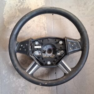 Volante de Mercedes-Benz clase M/ML